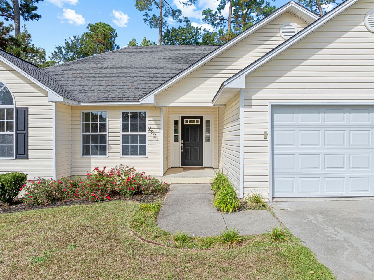 2220 Hillside Street Photo 20