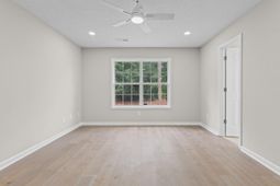 2220 Hillside Street photo 4