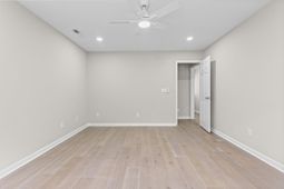 2220 Hillside Street photo 4