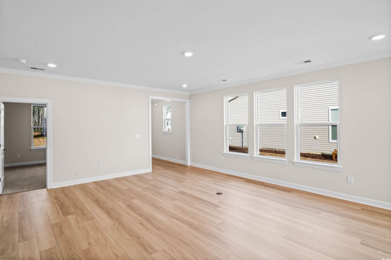 1547 Breakwater Dr. Photo 11