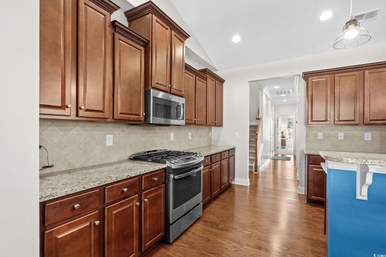 940 Henry James Dr. Photo 11