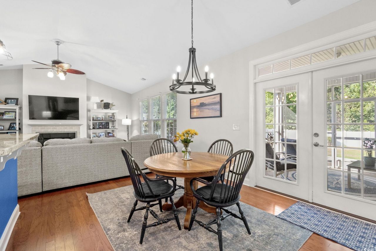 940 Henry James Dr. Photo 19