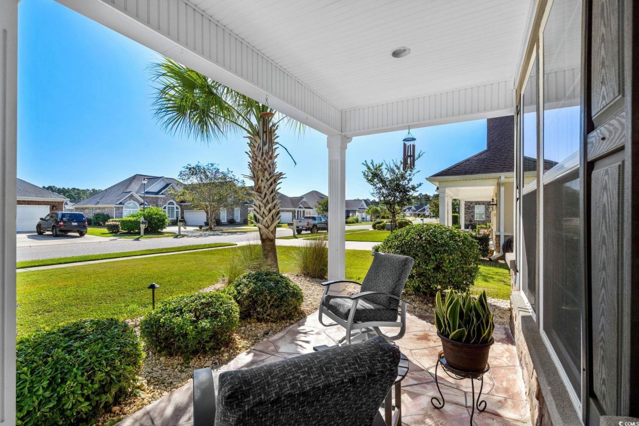 940 Henry James Dr. Photo 2