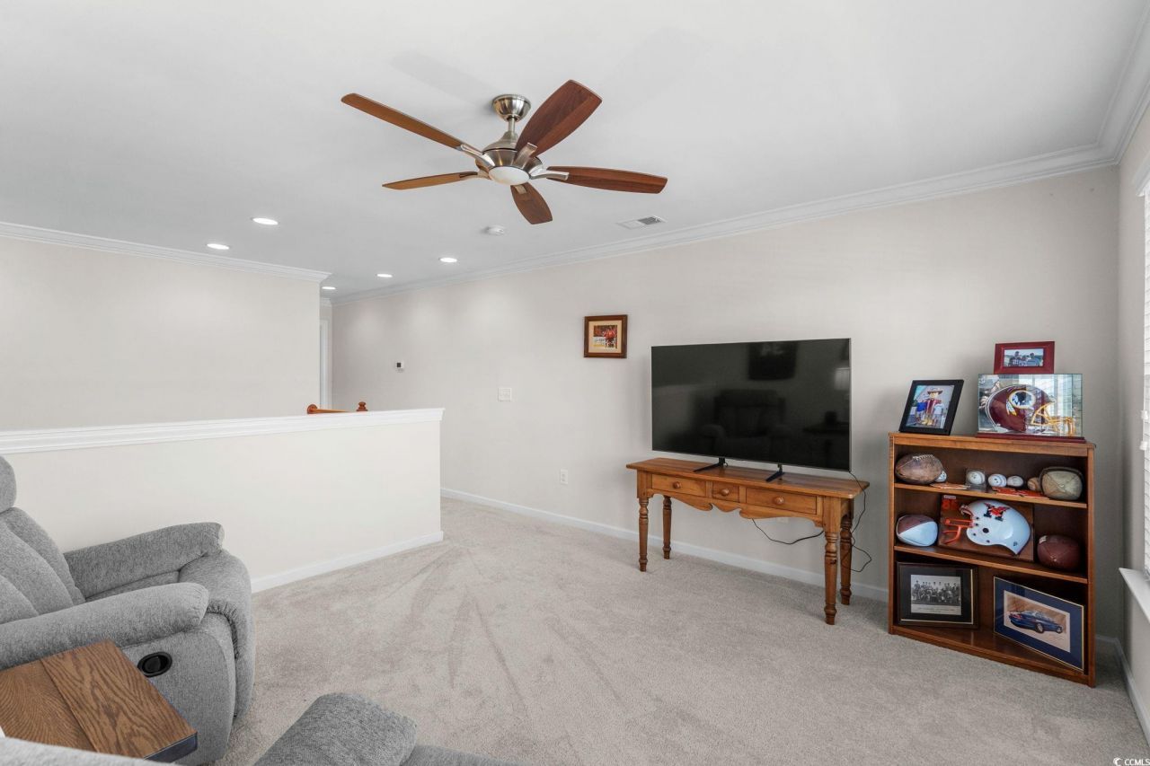 940 Henry James Dr. Photo 32