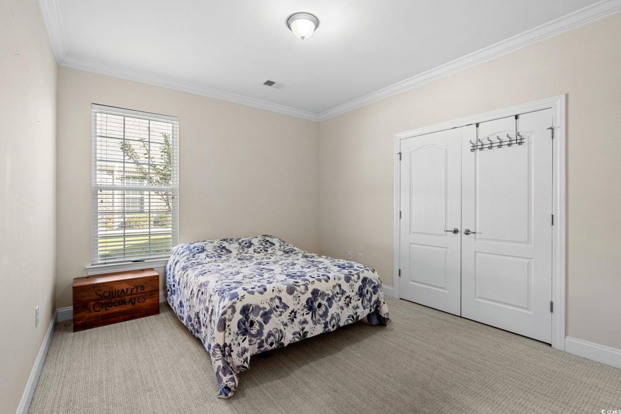 940 Henry James Dr. Photo 33