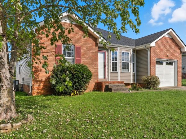 1859 Timberline Pl, Clarksville, TN 37042