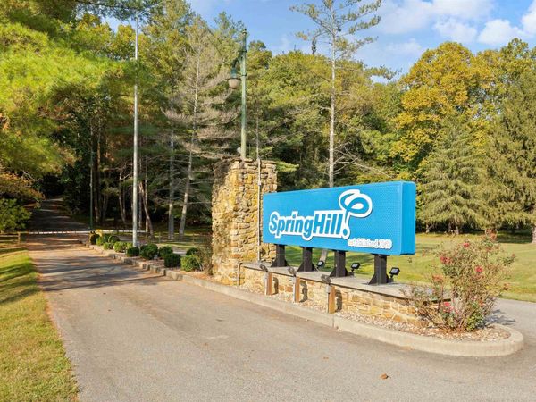 2221 IN-258, Seymour, IN 47274