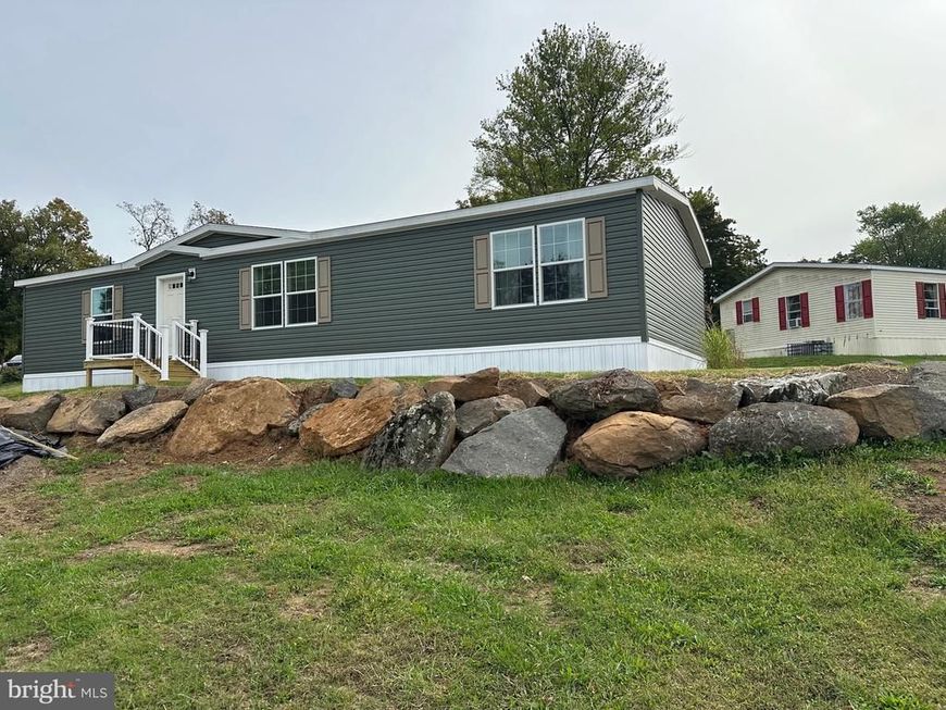 21 Golfview Drive, Quakertown, PA 18951 Main Photo