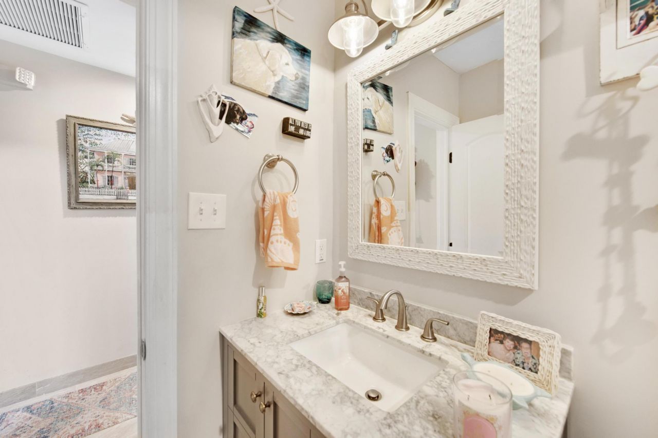 351 8th Street, Key Colony, FL 33051 Photo