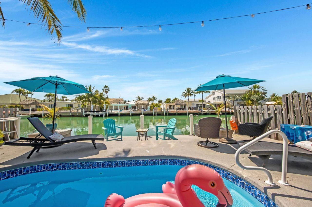 351 8th Street, Key Colony, FL 33051 Photo