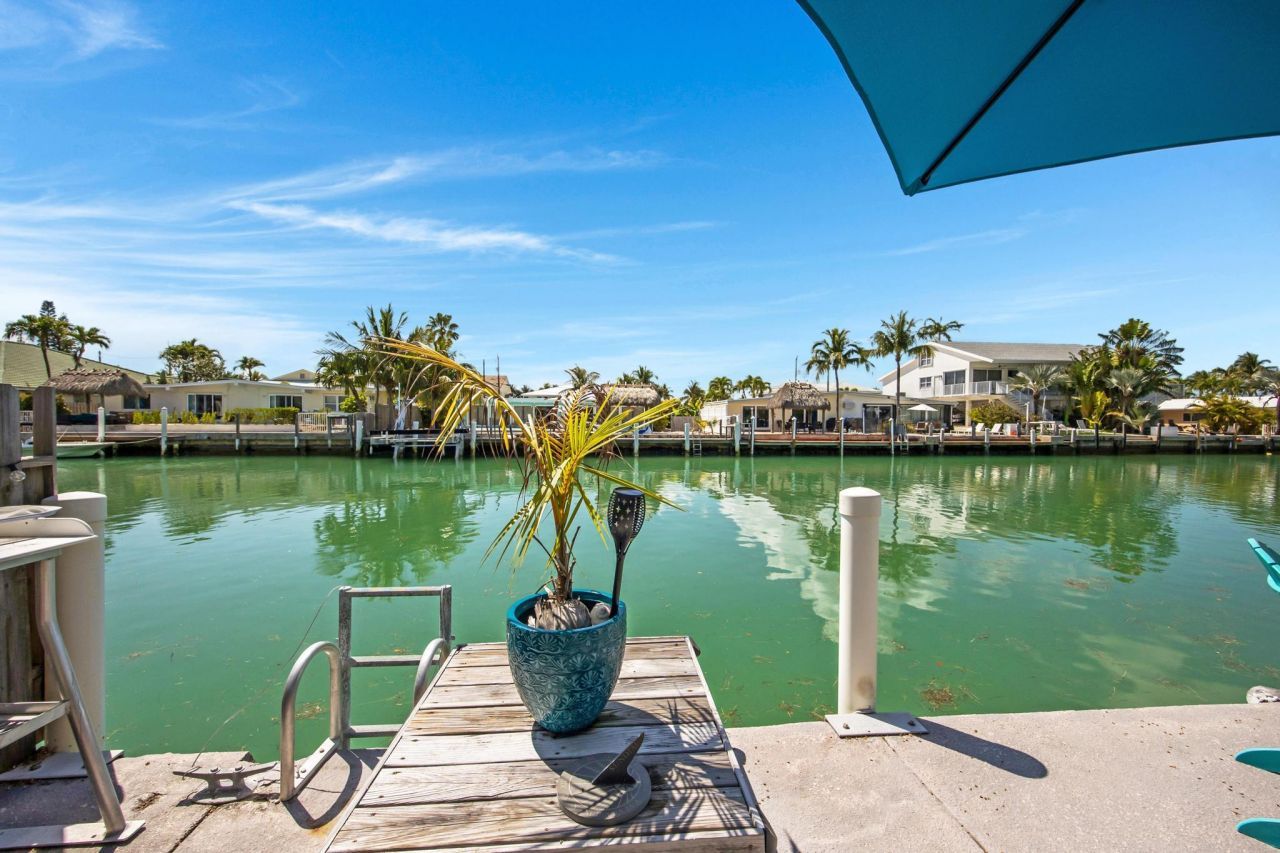 351 8th Street, Key Colony, FL 33051 Photo