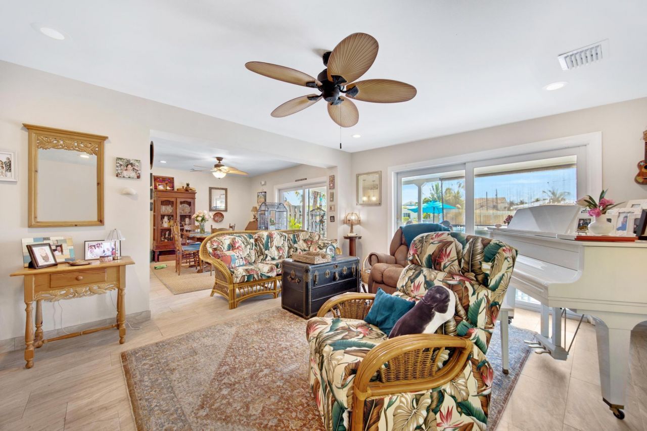 351 8th Street, Key Colony, FL 33051 Photo