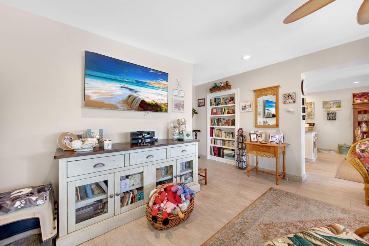 351 8th Street, Key Colony, FL 33051 Photo