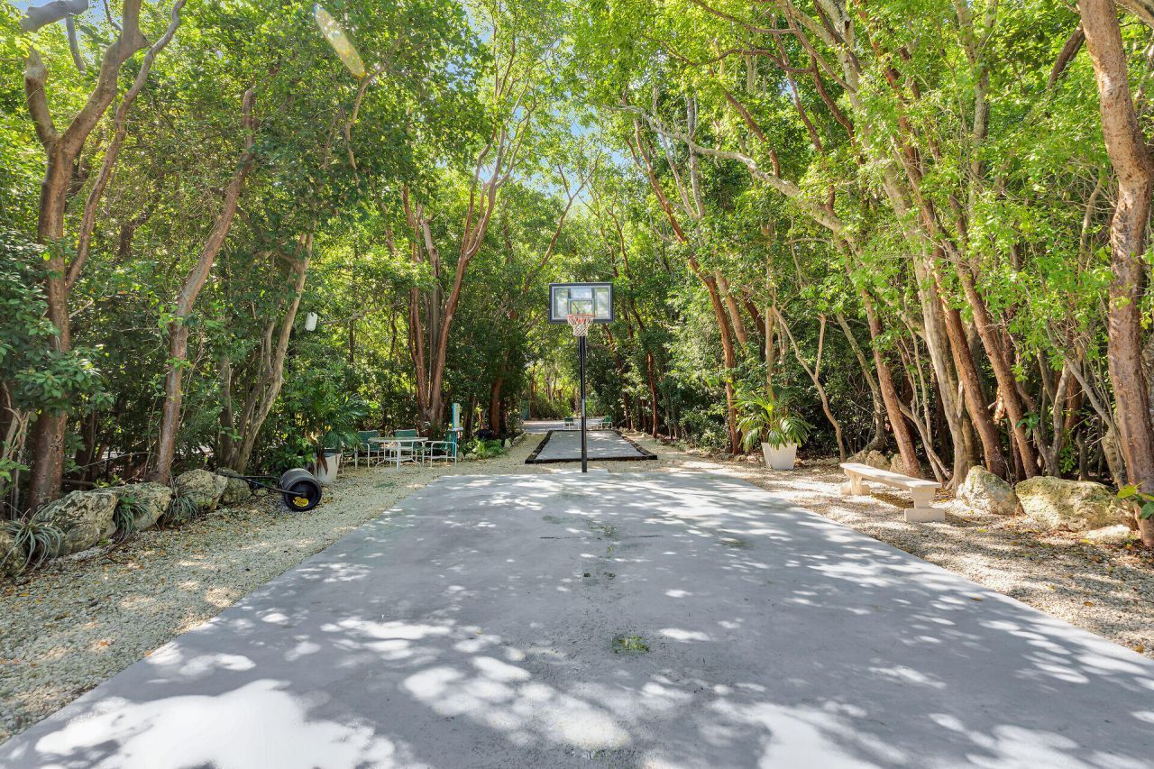 97652 Overseas Highway, Unit M8, Key Largo, FL 33037 Photo