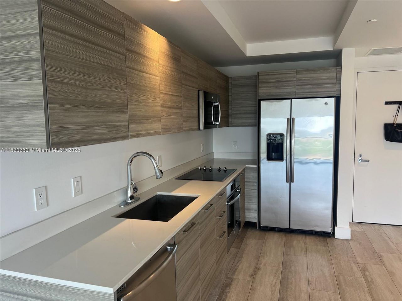 121 NE 34th St, Unit 1610, Miami, FL 33137 Photo