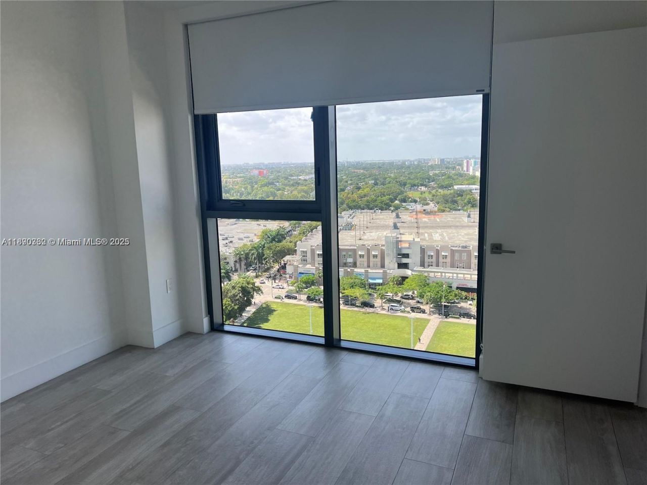 121 NE 34th St, Unit 1610, Miami, FL 33137 Photo