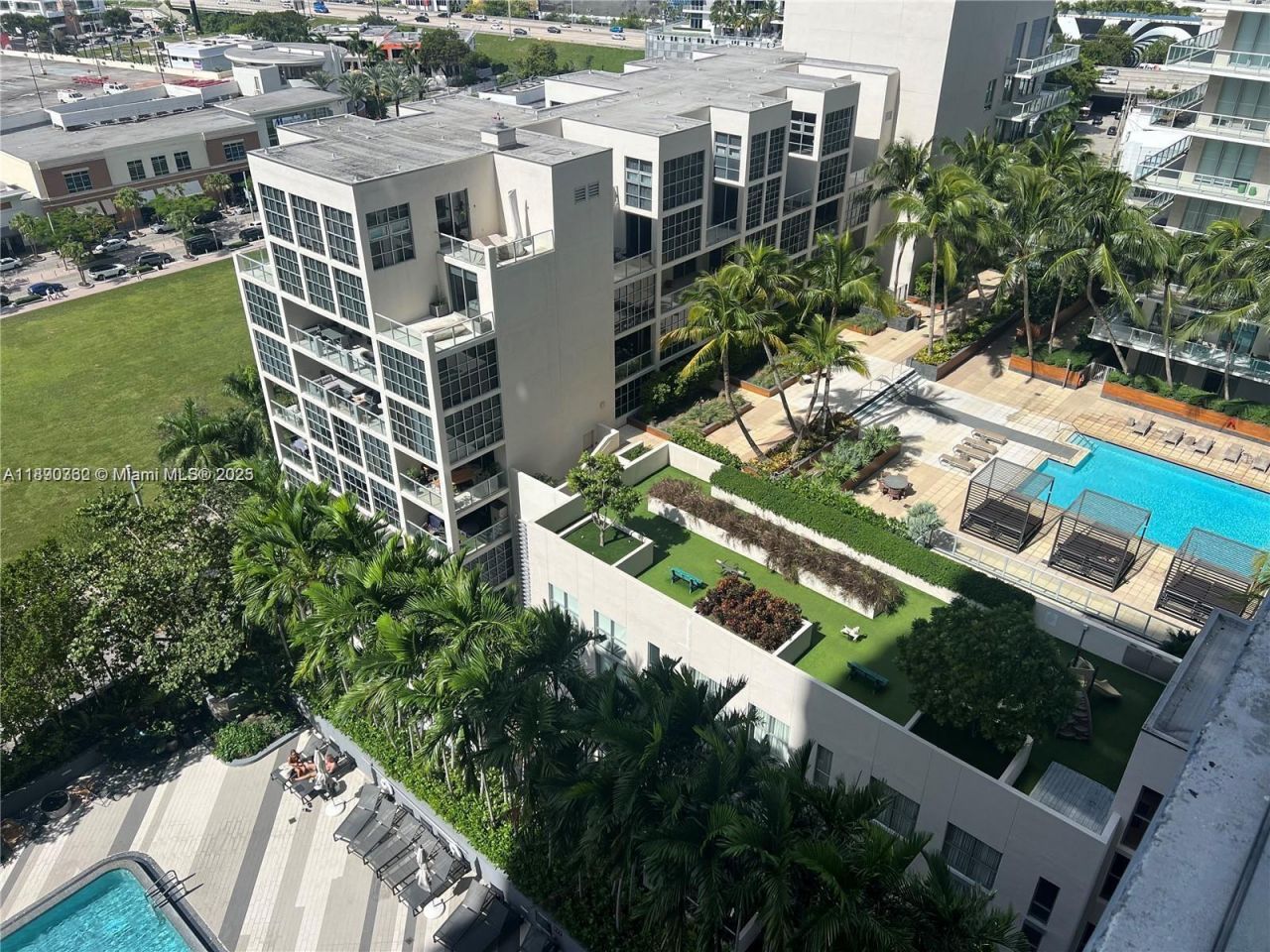 121 NE 34th St, Unit 1610, Miami, FL 33137 Photo