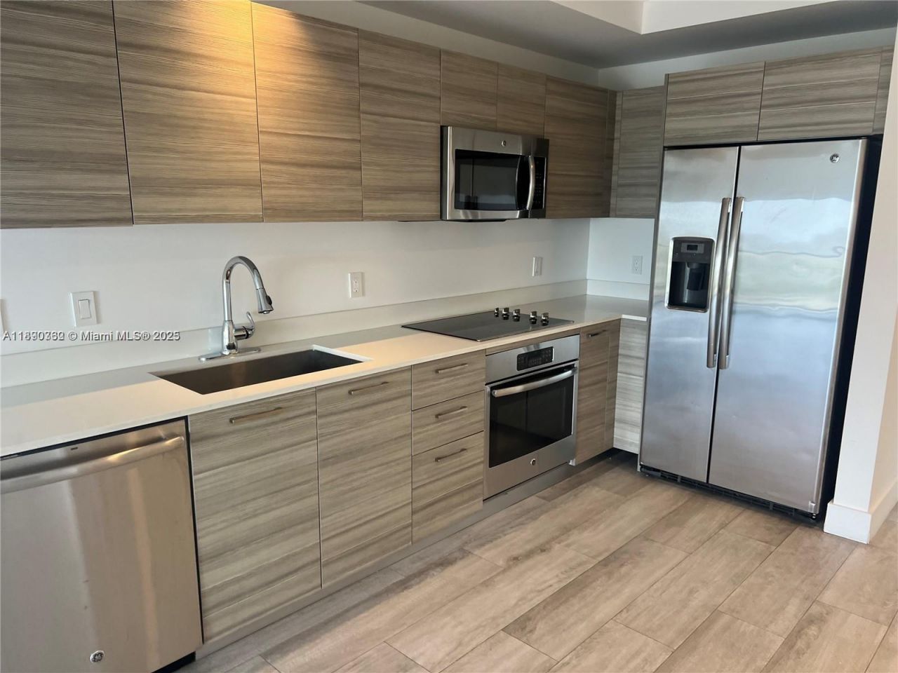 121 NE 34th St, Unit 1610, Miami, FL 33137 Photo