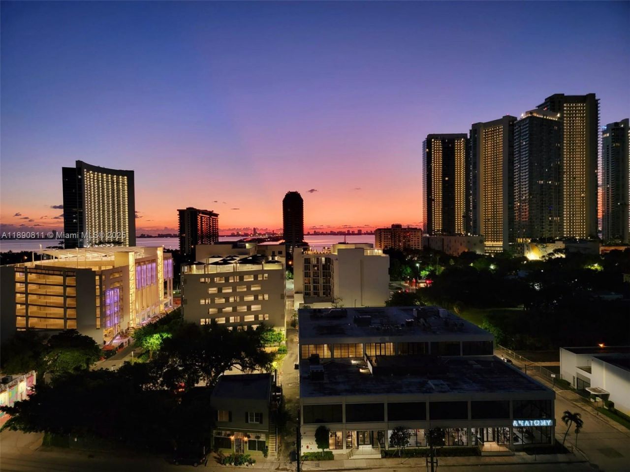 121 NE 34th St, Unit 908, Miami, FL 33137 Photo