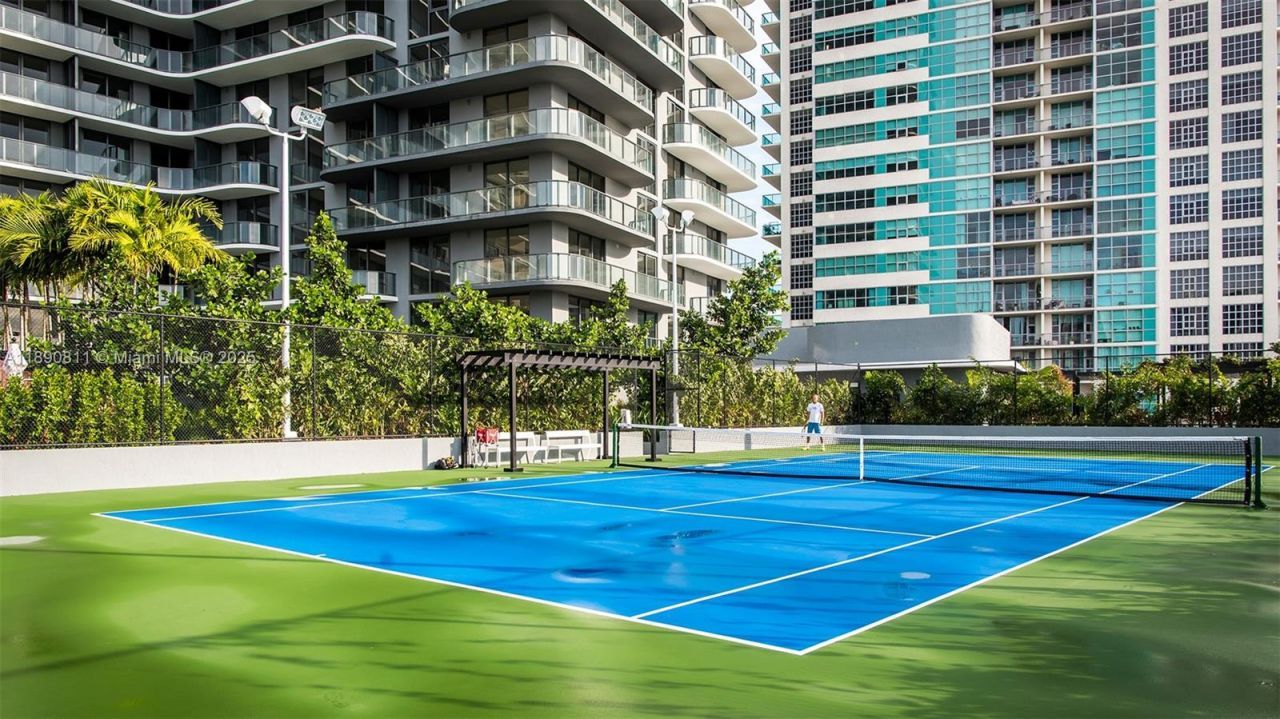 121 NE 34th St, Unit 908, Miami, FL 33137 Photo