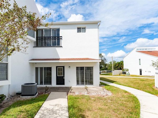 9519 CITRUS GLEN, TAMPA, FL 33618