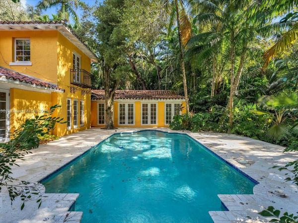 4190 Ingraham Hwy, Miami, FL 33133