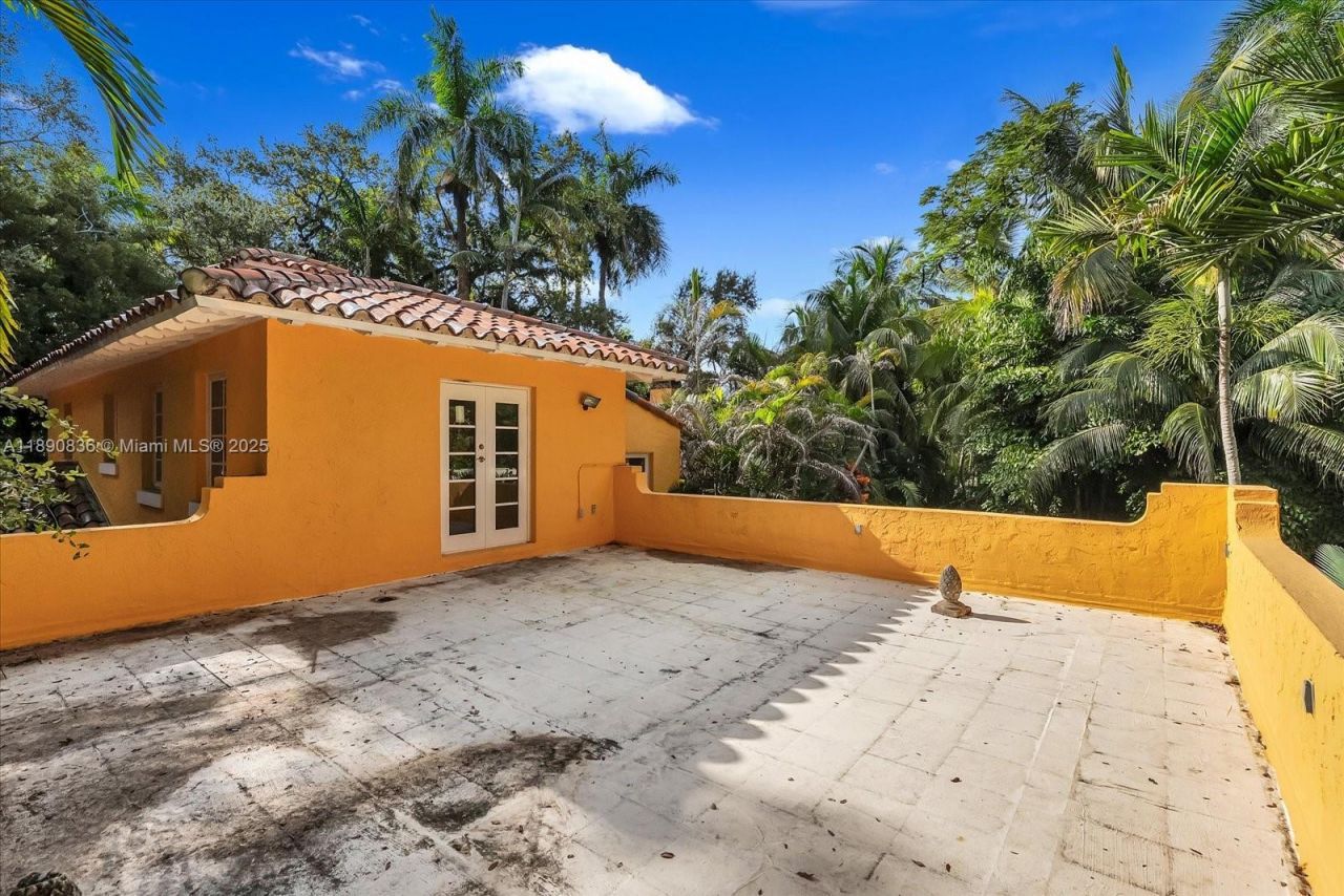 4190 Ingraham Hwy, Miami, FL 33133 Photo