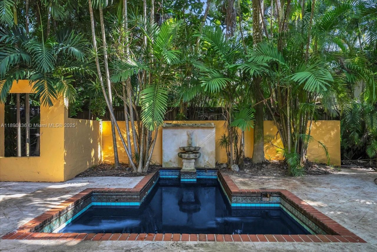 4190 Ingraham Hwy, Miami, FL 33133 Photo