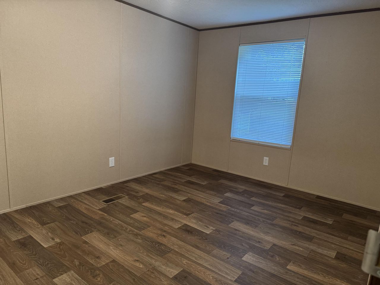 437 Cedar Crest Drive Photo 17