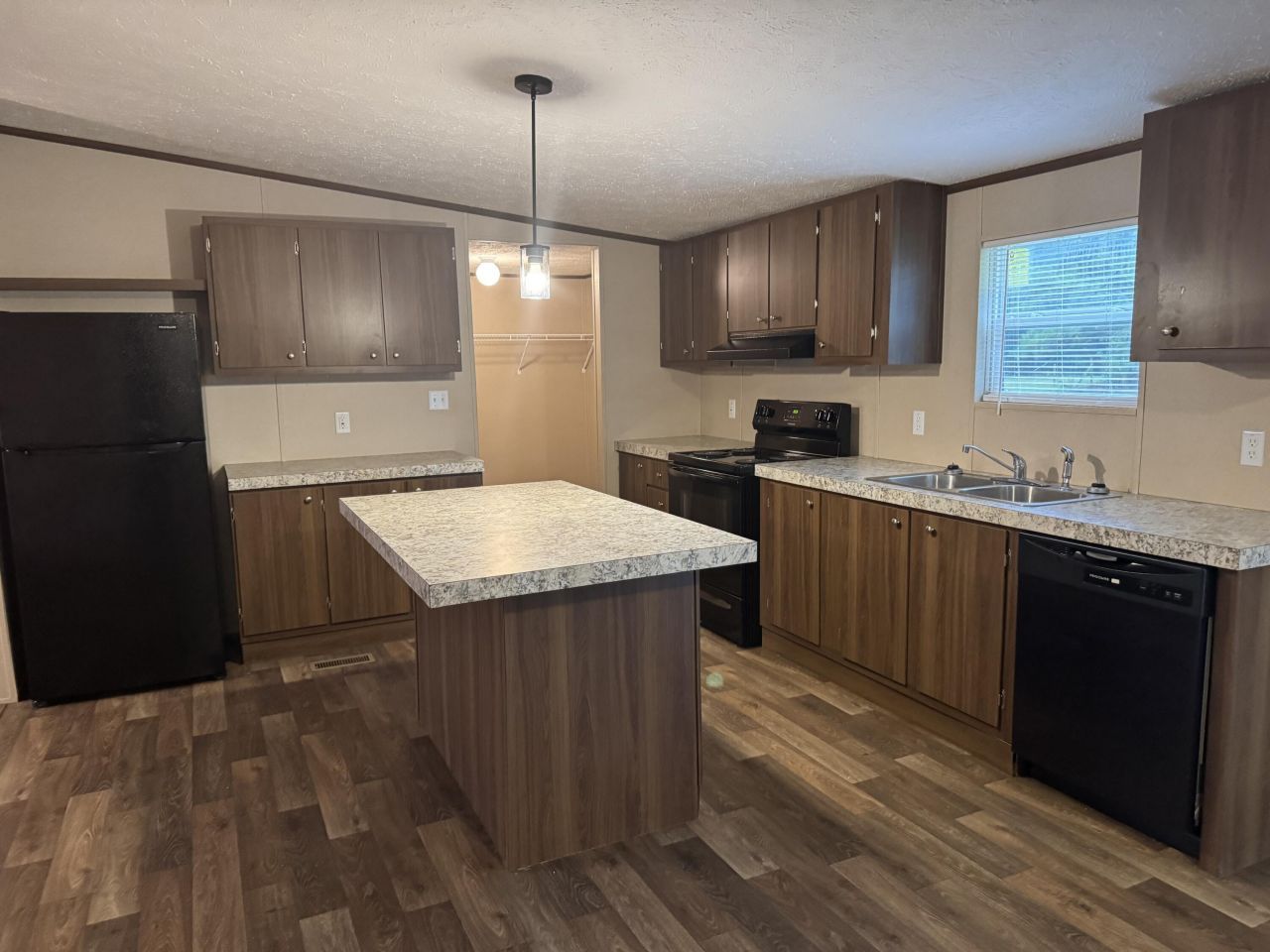 437 Cedar Crest Drive Photo 19