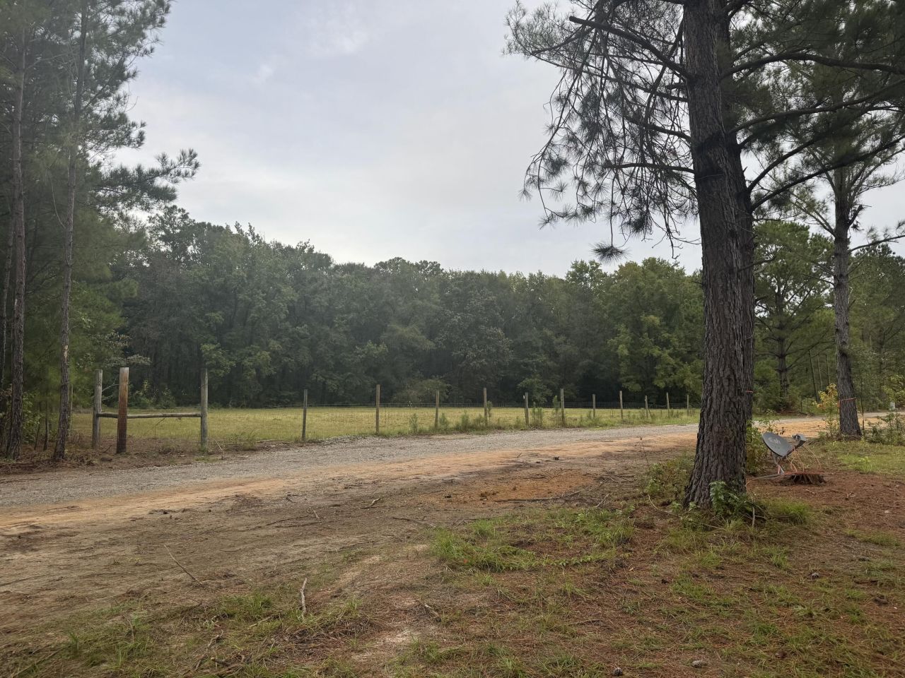 437 Cedar Crest Drive Photo 2