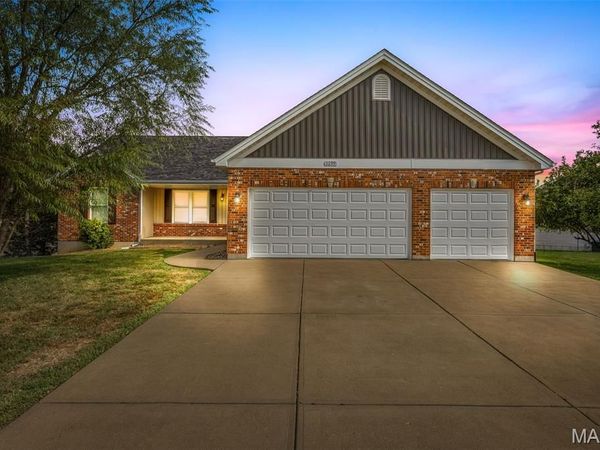 1299 Riesling Lane, Pevely, MO 63070