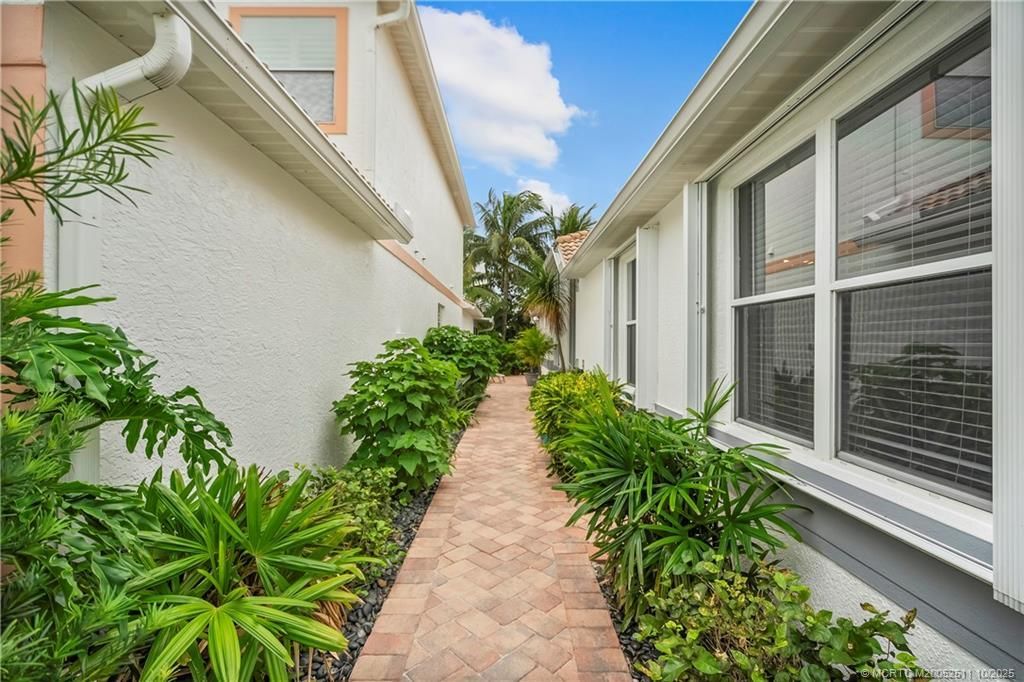 107 Pepper Lane, Jensen Beach, FL 34957 Photo