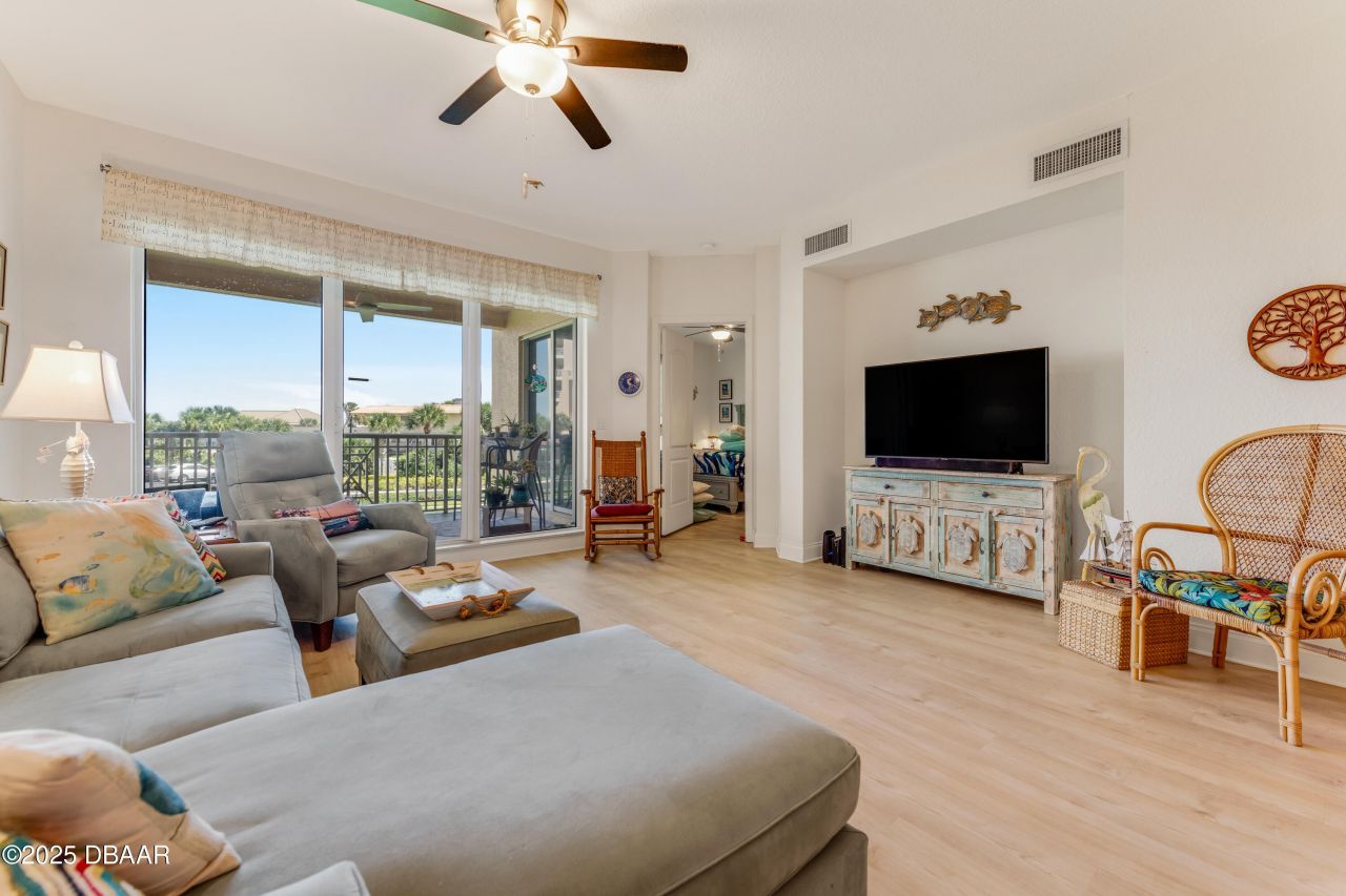 250 Minorca Beach Way, Unit 203, New Smyrna Beach, FL 32169 Photo