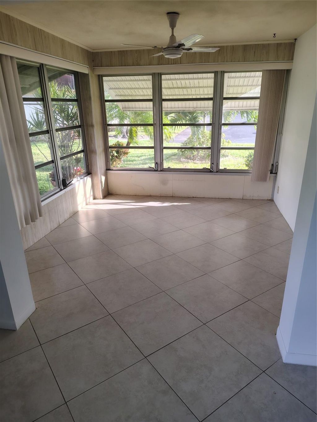 5245 NW 3rd Street, Unit D, Delray Beach, FL 33445 Photo