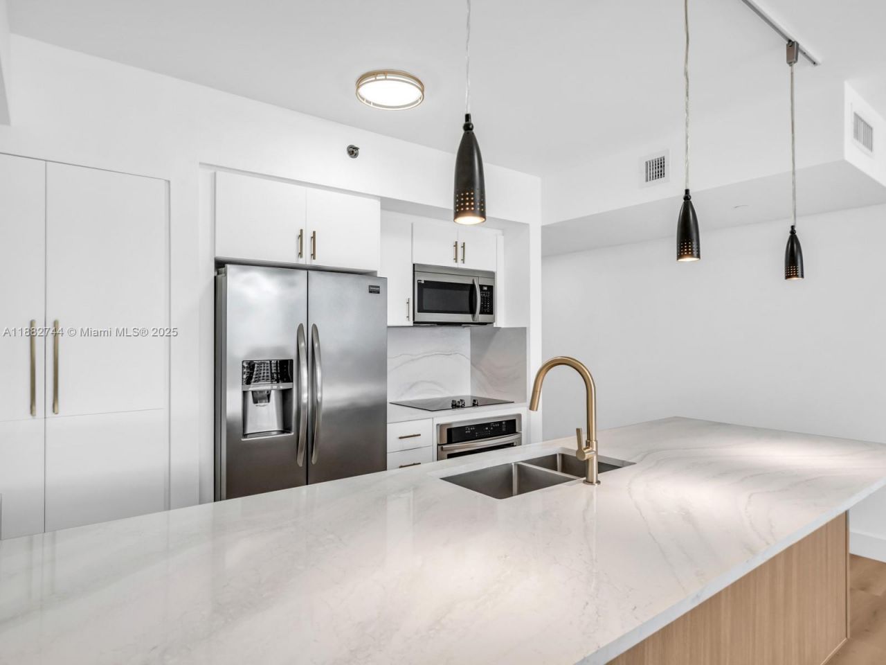 1830 S Ocean Dr, Unit 4312, Hallandale Beach, FL 33009 Photo