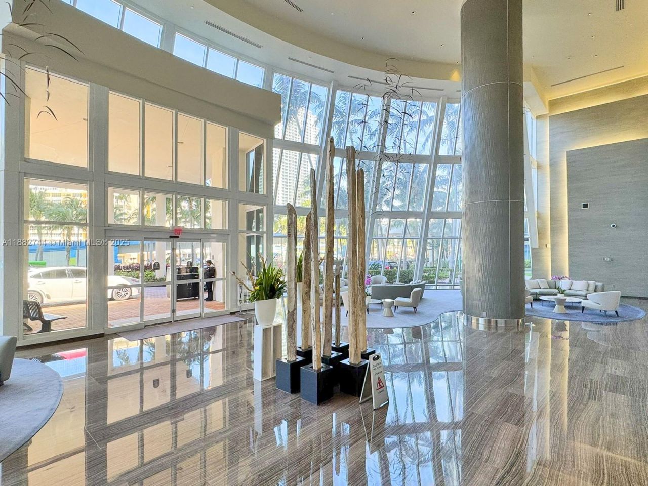 1830 S Ocean Dr, Unit 4312, Hallandale Beach, FL 33009 Photo