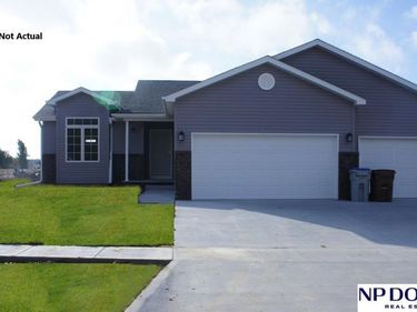 4910 Alma Street, Lincoln, NE 68514