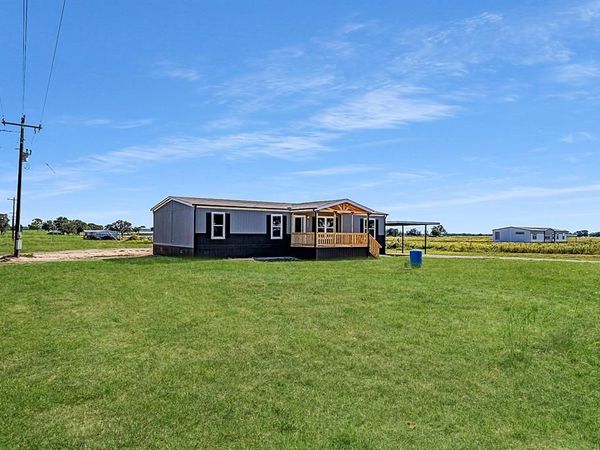 4127 Denver Road, Sunset, TX 76207