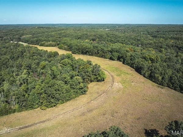 5225 Engledow Road, De Soto, MO 63020