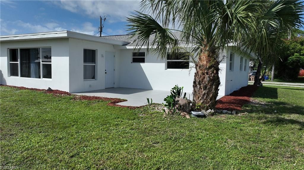 14 Richmond Ave N, Lehigh Acres, FL 33936 Photo