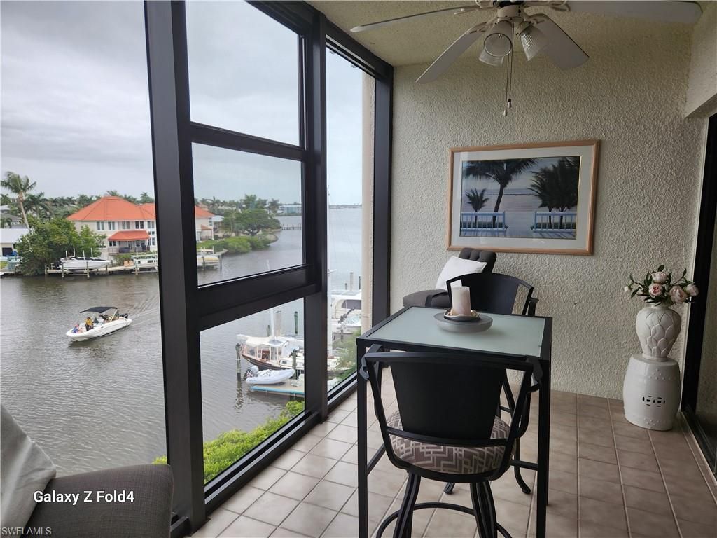 805 River Point Dr, Unit C-307, Naples, FL 34102 Photo