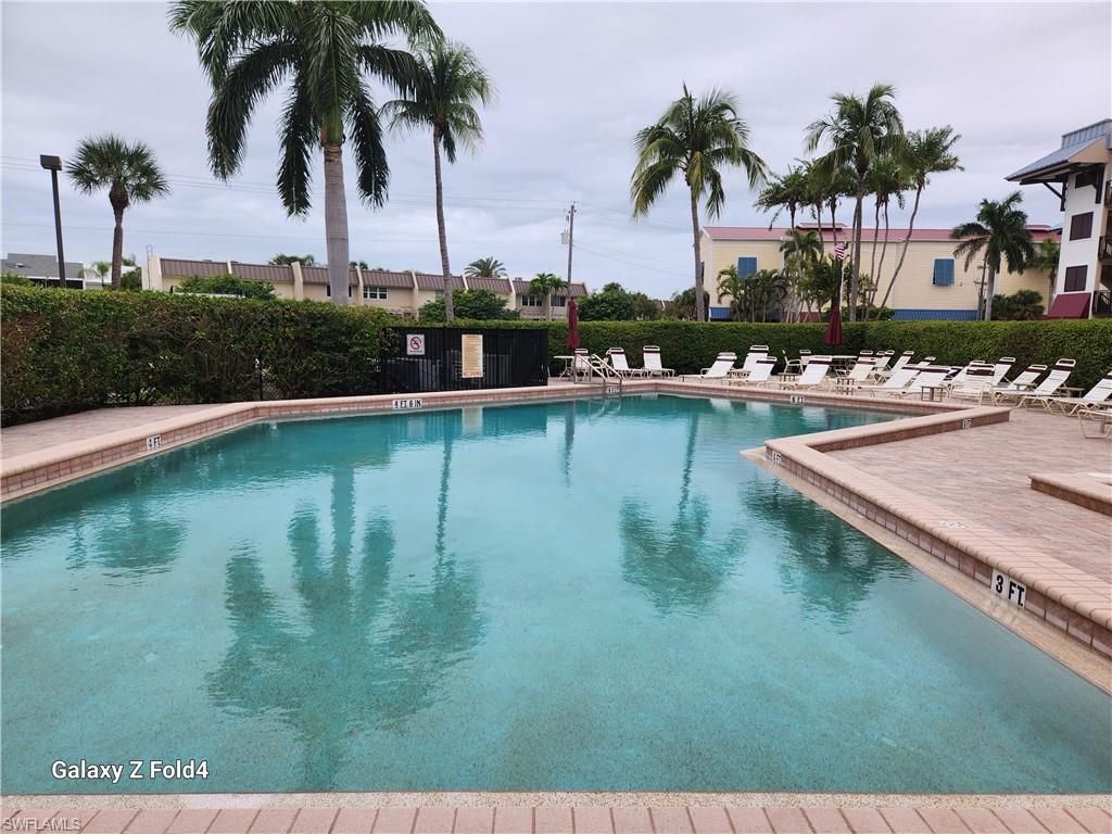 805 River Point Dr, Unit C-307, Naples, FL 34102 Photo