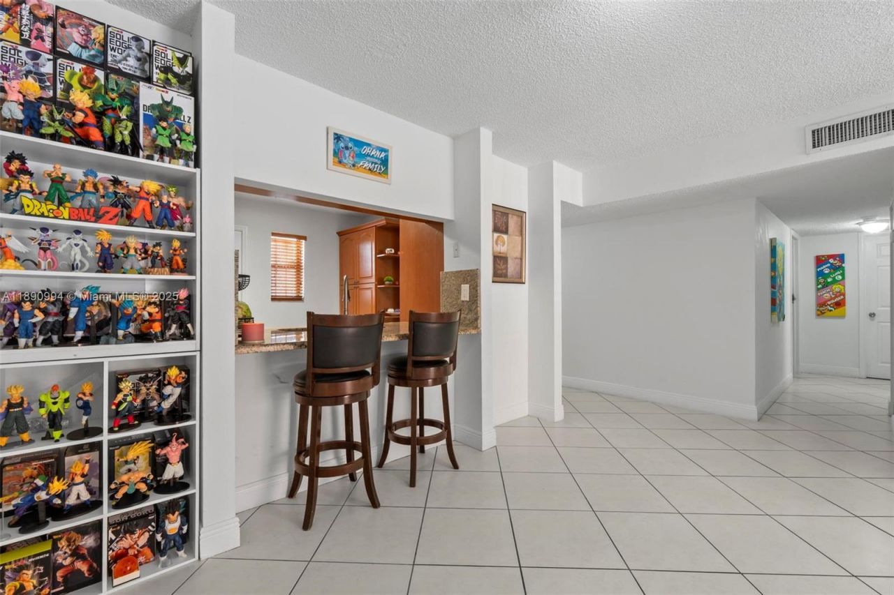 1800 W 54th St, Unit 109, Hialeah, FL 33012 Photo