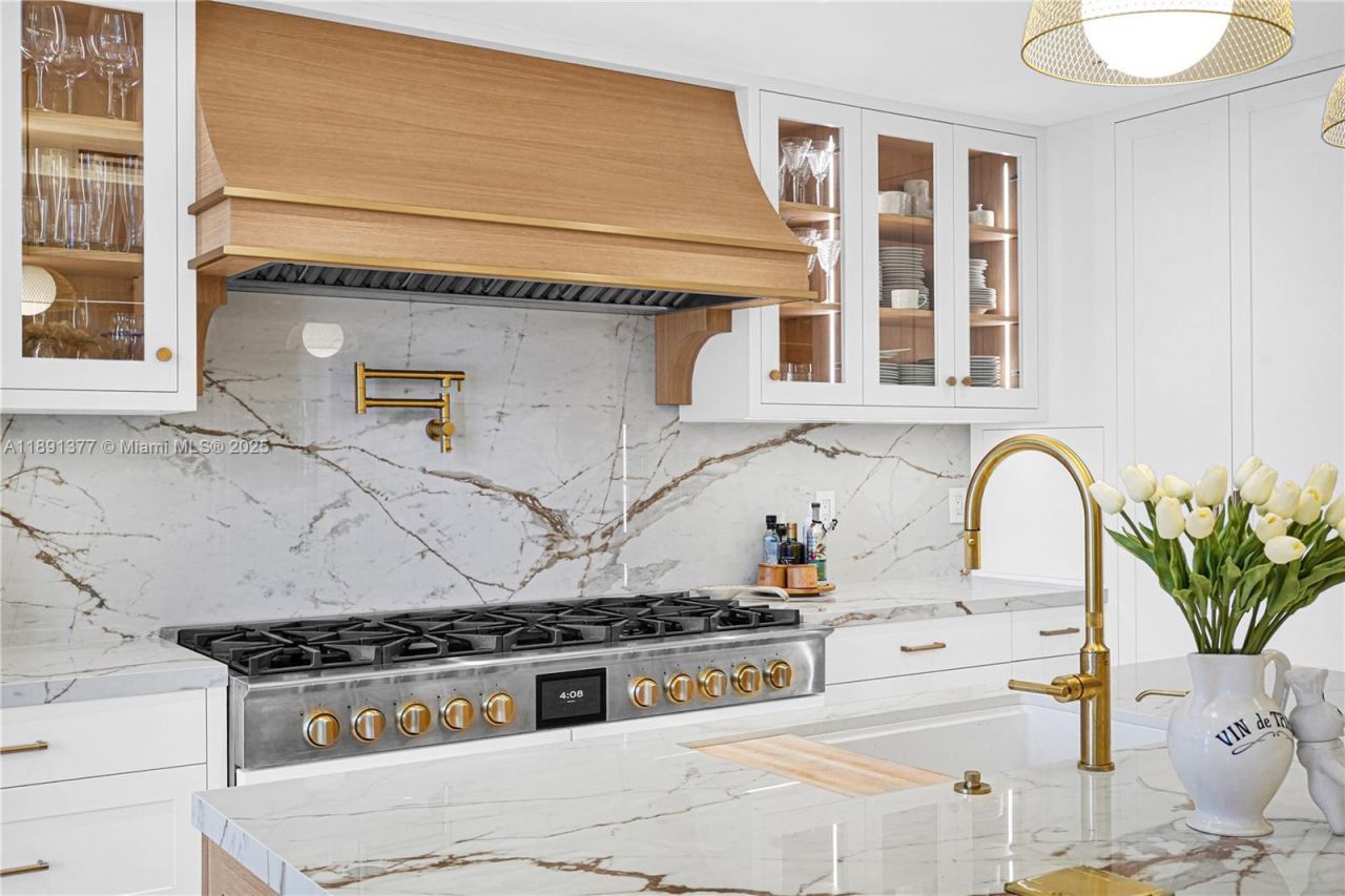 3501 N Ocean Drive, Unit PH7, Hollywood, FL 33019 Photo