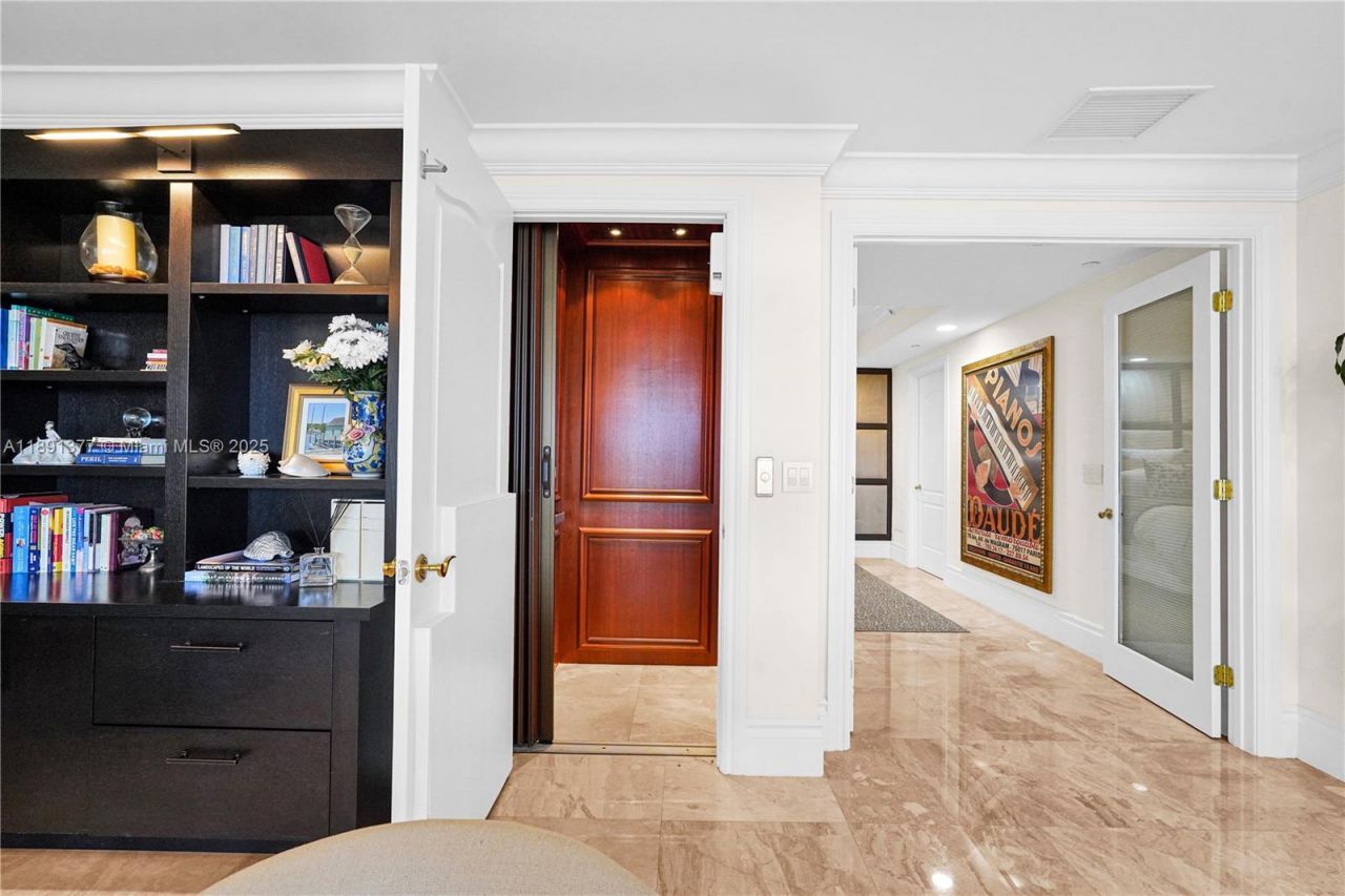 3501 N Ocean Drive, Unit PH7, Hollywood, FL 33019 Photo