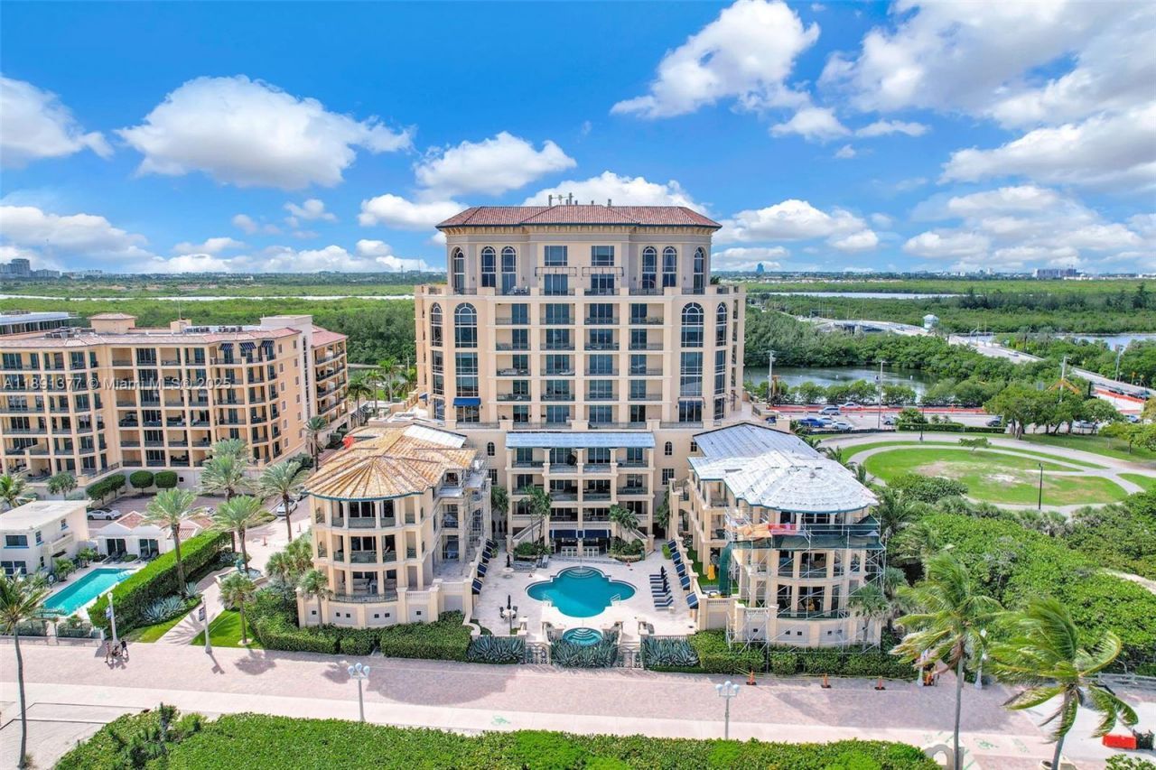 3501 N Ocean Drive, Unit PH7, Hollywood, FL 33019 Photo