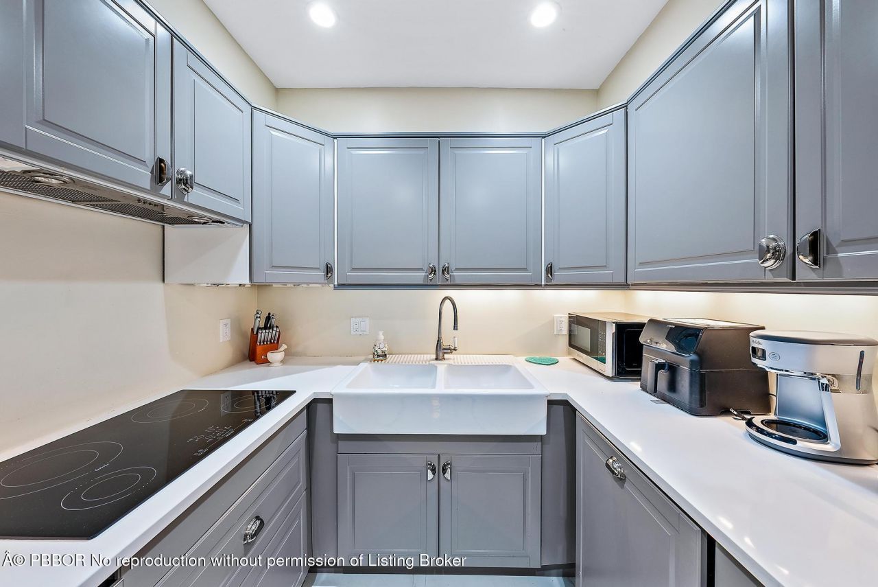 2773 S Ocean Boulevard, Unit 517, Palm Beach, FL 33480 Photo