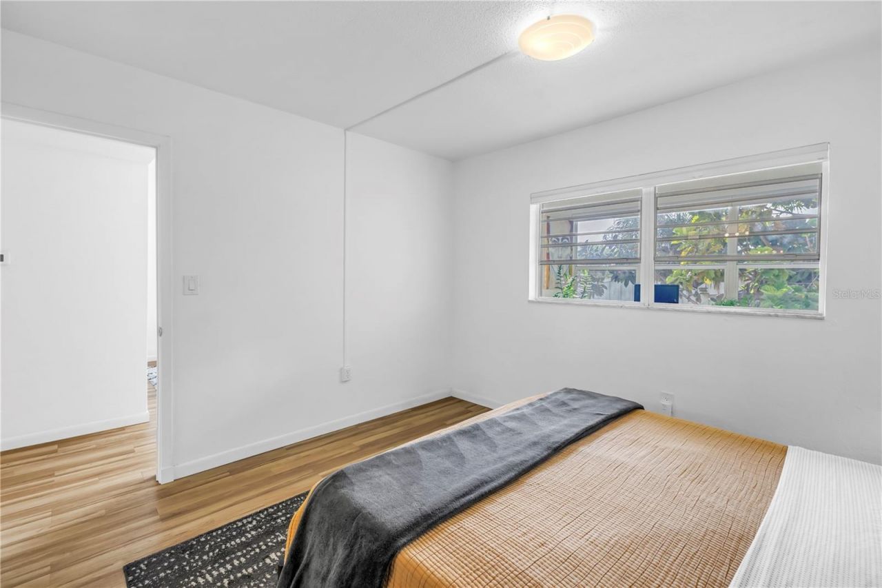 800 71st Avenue N, Unit 10, Saint Petersburg, FL 33702 Photo