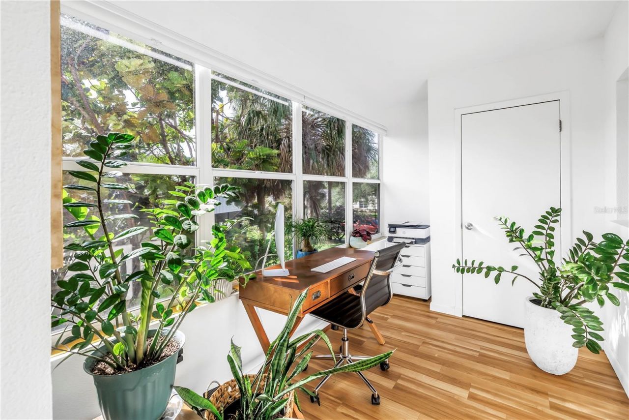 800 71st Avenue N, Unit 10, Saint Petersburg, FL 33702 Photo